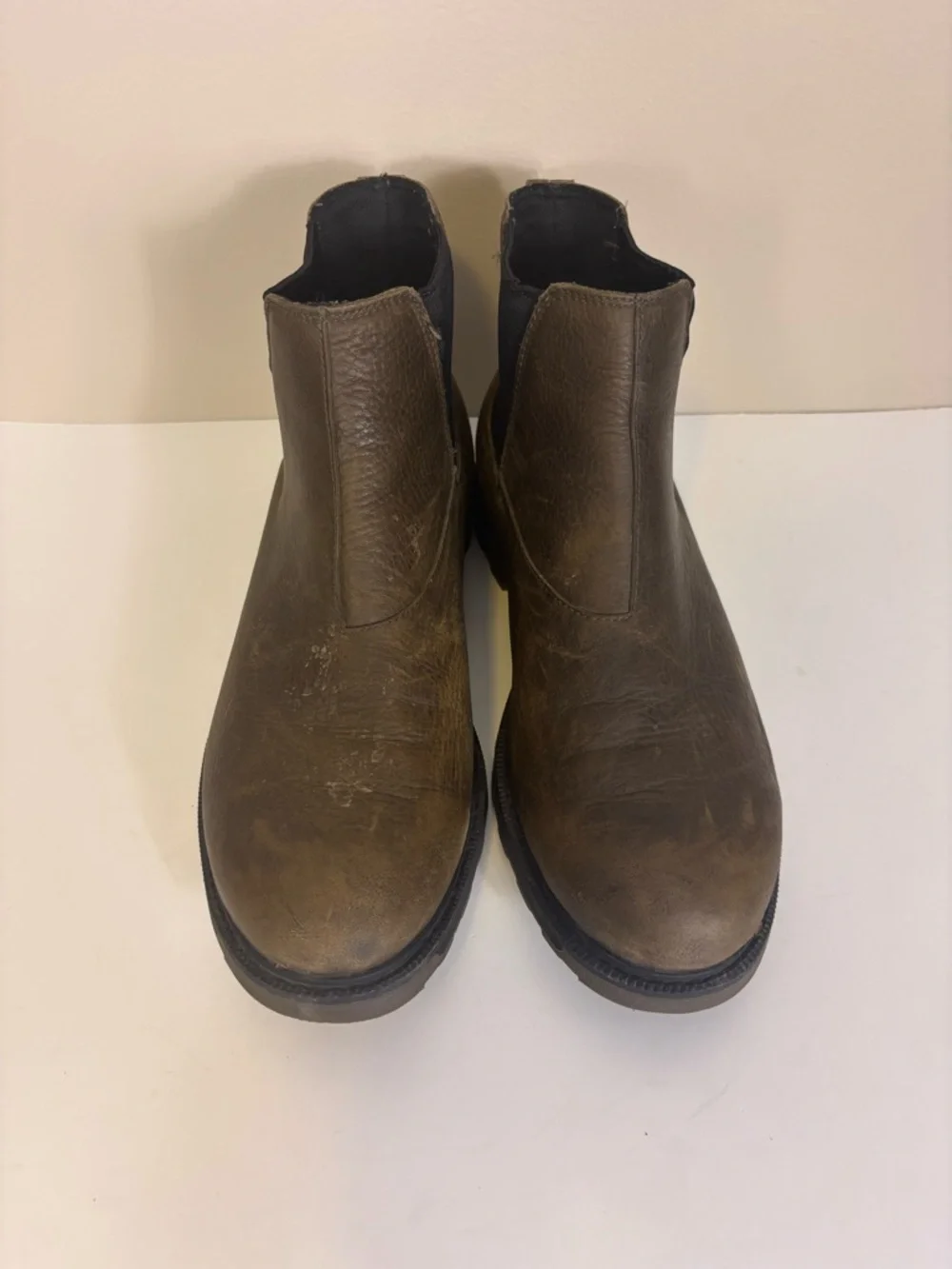 Sorel‎ Men's Brown Leather Chukka Boots with Black Elastic Panels 11.5